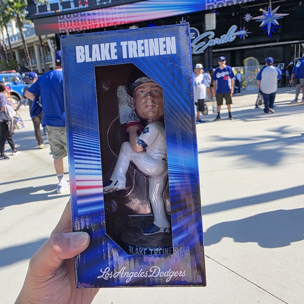 DODGERS Blake Treinen Bobblehead SGA 8/16/25